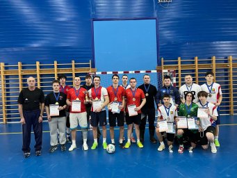 Заключительные игры плей-офф Чемпионата Уярского района по футзалу среди мужчин