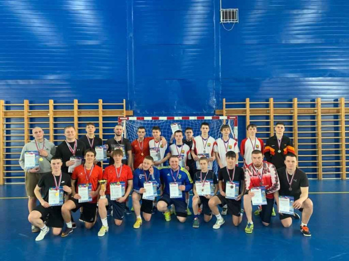 Завершился Чемпионат Уярского района по футзалу среди мужчин 2