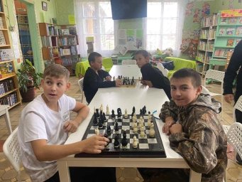 Турнир по шахматам в п. Роща. Турнир по шахматам в п. Роща.