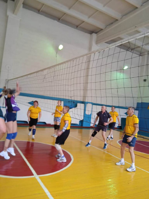 Заключительные игры, первенства Уярского района по волейболу, среди смешанных команд 40+. 9