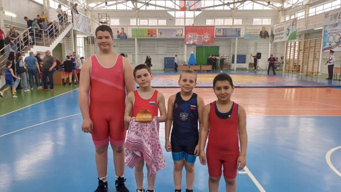 XXVIII открытый турнир по вольной борьбе памяти капитана милиции С.В. Потапова