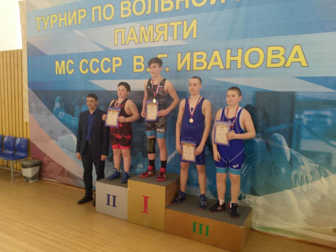 Открытый турнир Манского района по вольной борьбе среди юношей и девушек памяти заслуженного МС СССР 2