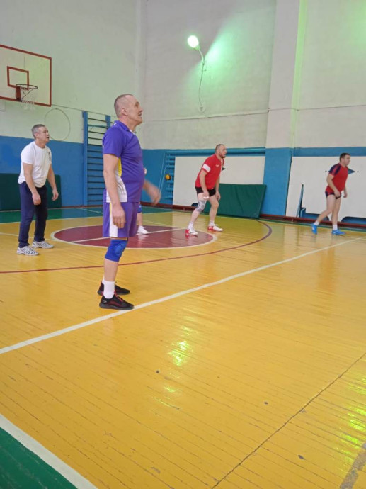 4 тур первенства Уярского района по волейболу, среди смешанных команд 40+ 3