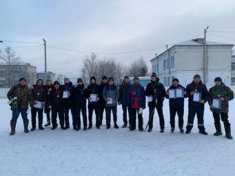 Первенство Уярского района по хоккею с мячом среди мужчин Первенство Уярского района по хоккею с мячом среди мужчин